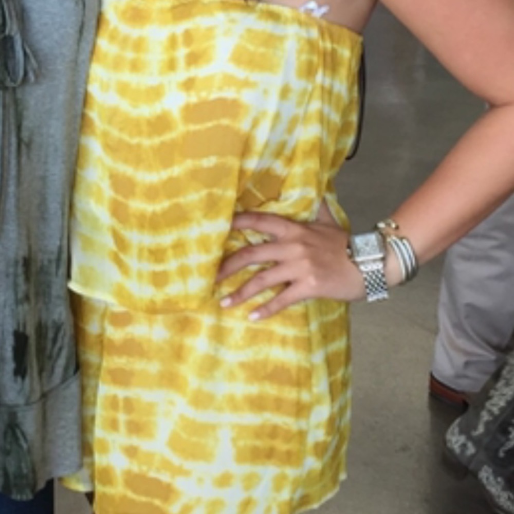 Gold romper - Picture 3 of 3